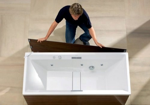 Tub surround in wood look for a beautiful bathroom Tub surround in wood look for a beautiful bathroom