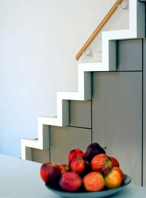 Cool space-saving storage ideas in the stairwell