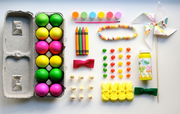 Selected paint Easter eggs - Easter Decor DIY Selected paint Easter eggs - Easter Decor DIY