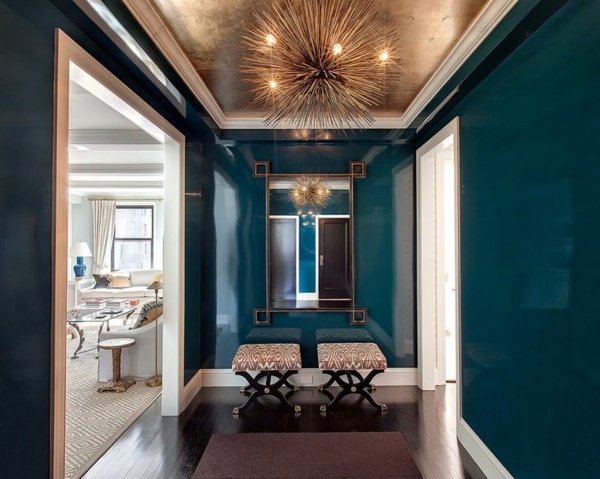 Beautiful interior design ideas -Metallic blankets for your home