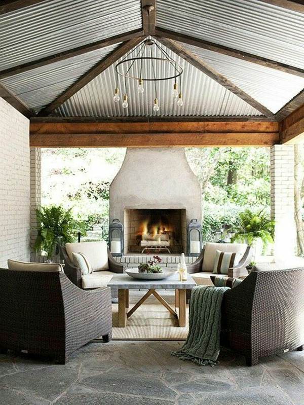 Beautiful interior design ideas -Metallic blankets for your home