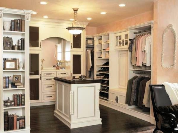 Intelligently organize the closet: 50 images, stock plans and ideas with closets