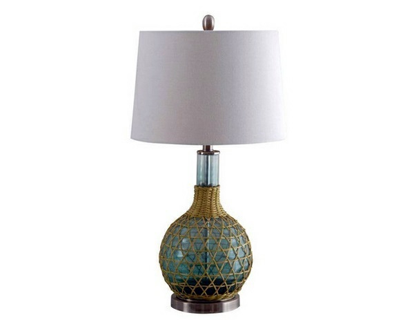 Contemporary table lamps made of glass - wonderful lighting at home Contemporary table lamps made of glass - wonderful lighting at home