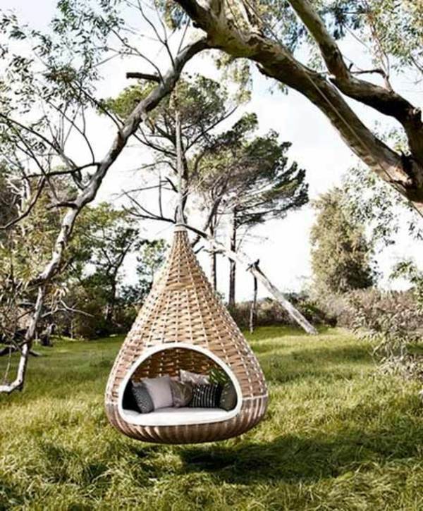 Braided hanging chair - a stylish mystery of coziness Braided hanging chair - a stylish mystery of coziness