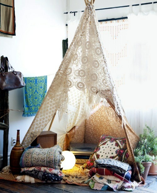 10 great ideas for indoor tent camping