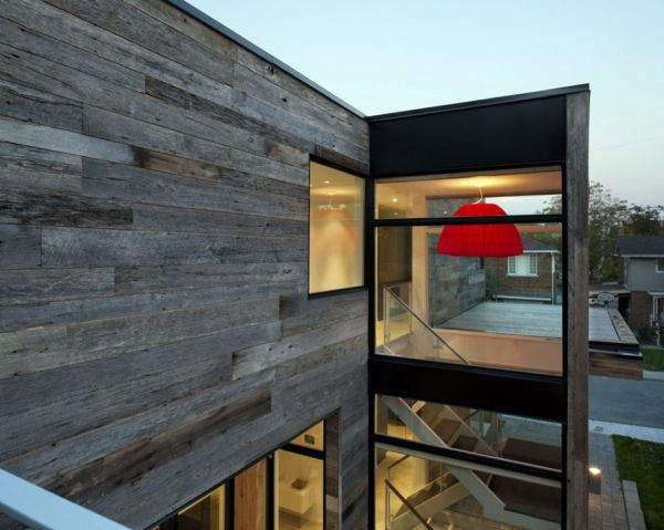 Minimalist Residence in Ottawa: Elegant conversion of a barn