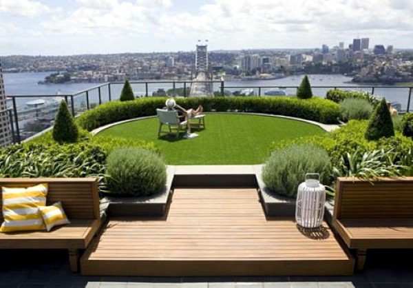Small town garden decorating ideas and pictures