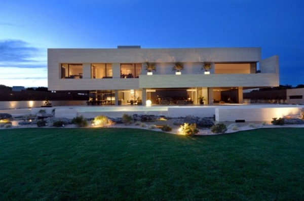 Extravagant, architectural ideas - Modern white designs