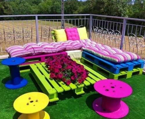 Creative Furniture from pallets Creative Furniture from pallets