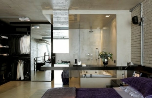 Small apartment size shows