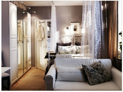 Small apartment size shows
