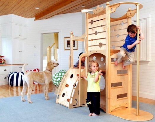 Children's room design - cool play beds for toddlers made of natural wood