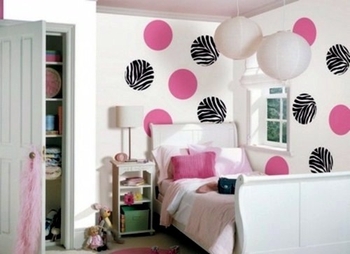 Colorful decoration for children's rooms Colorful decoration for children's rooms