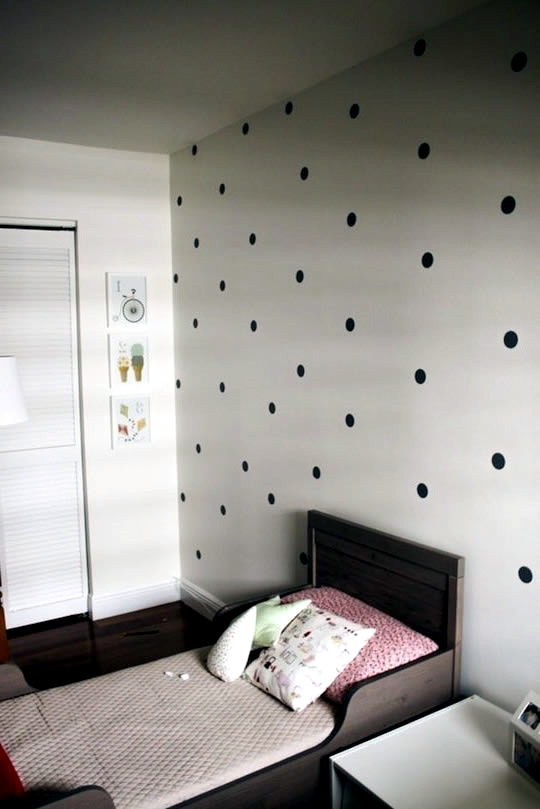 Colorful decoration for children's rooms Colorful decoration for children's rooms