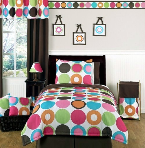 Colorful decoration for children's rooms Colorful decoration for children's rooms