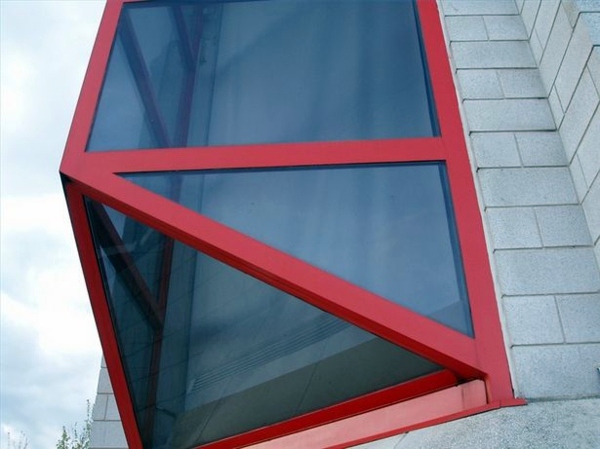 Triangular windows darken - window blinds or window films apply