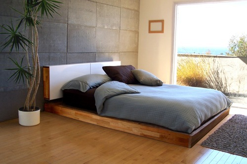 10 Large impressive platform bed - Sweet dreams!