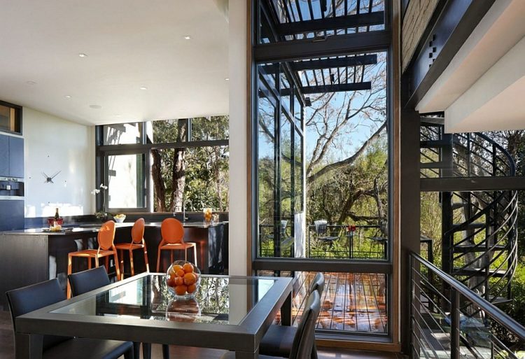 Green Lantern residence in Texas - a great example of sustainable architecture Green Lantern residence in Texas - a great example of sustainable architecture