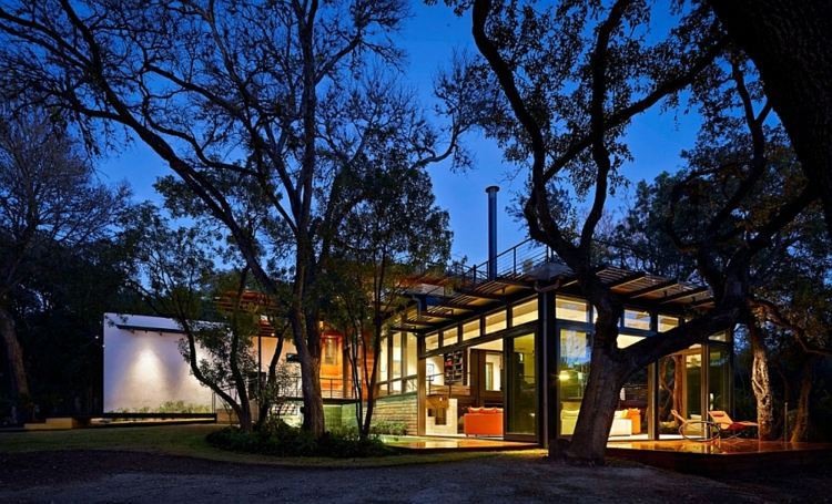 Green Lantern residence in Texas - a great example of sustainable architecture Green Lantern residence in Texas - a great example of sustainable architecture