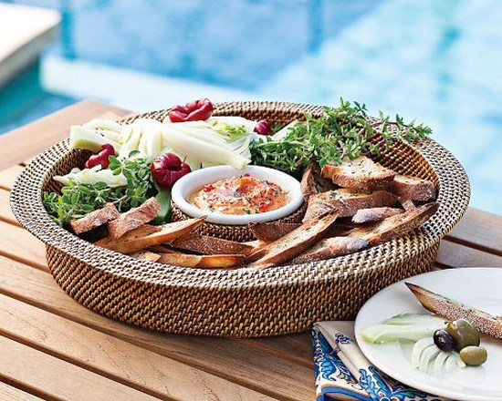 Fresh cool in summer garden decoration - Enjoy the sun rays