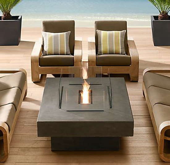 Fresh cool in summer garden decoration - Enjoy the sun rays