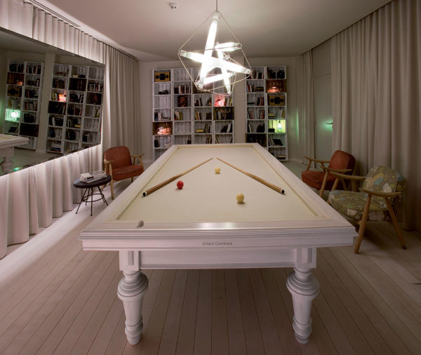 Holá the charm of the 60s: simple hotel located in Barcelona Chic