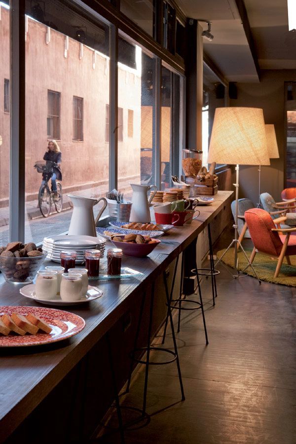 Holá the charm of the 60s: simple hotel located in Barcelona Chic