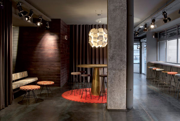 Holá the charm of the 60s: simple hotel located in Barcelona Chic