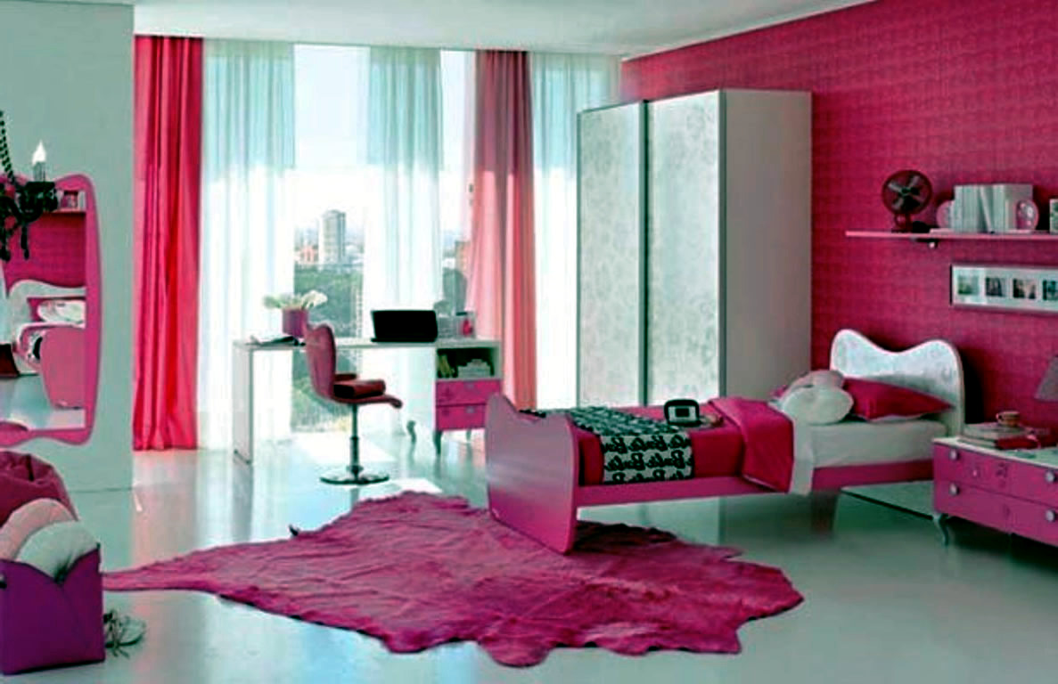 Complete Nursery Furniture A girl's room in pink and white