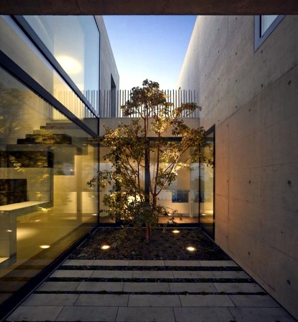 Modern House with Minimalist Design on a slope - Villa K Modern House with Minimalist Design on a slope - Villa K