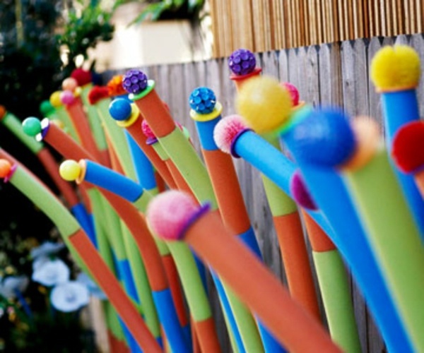 Gartendeko ideas from inexpensive plastics and materials