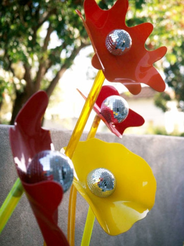 Gartendeko ideas from inexpensive plastics and materials