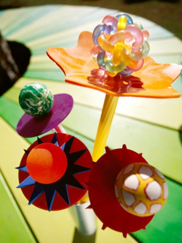 Gartendeko ideas from inexpensive plastics and materials