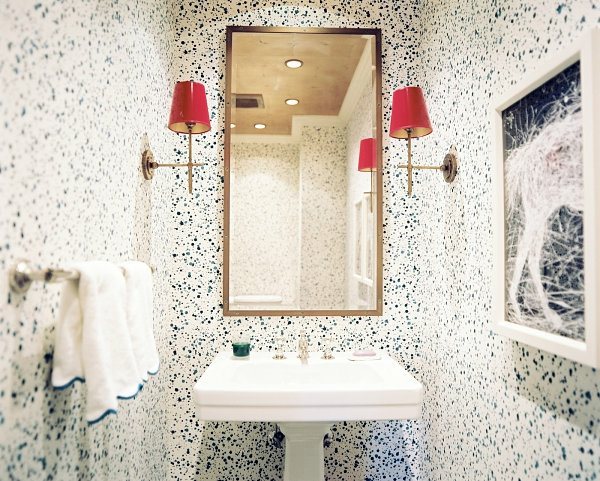 A few tips for the bathroom accessories and bathroom design, which enlarge the space A few tips for the bathroom accessories and bathroom design, which enlarge the space