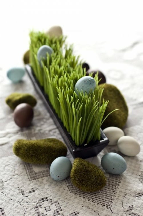 Tinker egg holder and stand for Easter