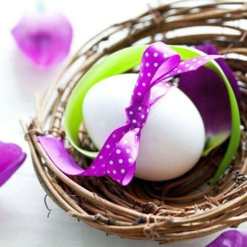 Tinker egg holder and stand for Easter