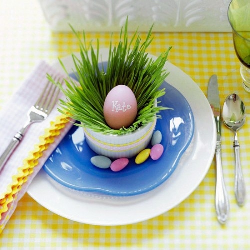 Tinker egg holder and stand for Easter