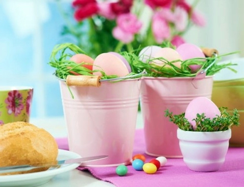 Tinker egg holder and stand for Easter