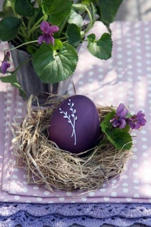 Tinker egg holder and stand for Easter