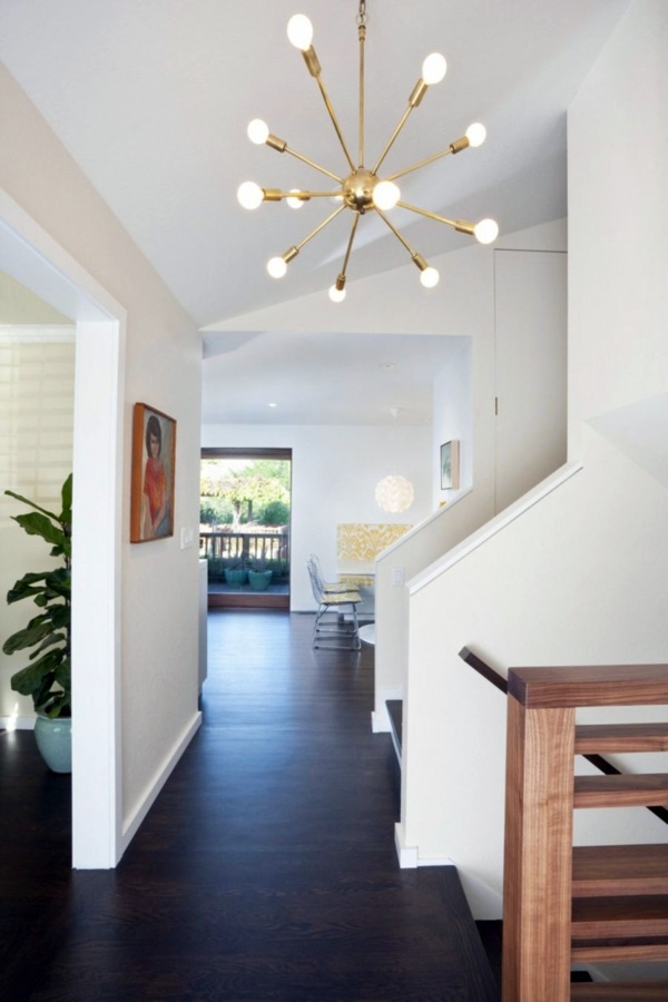 Airy interior with kitchen remodeling