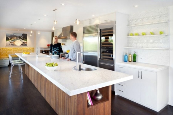 Airy interior with kitchen remodeling
