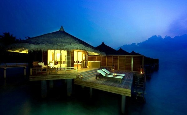 Luxurious Bungalows in the Maldives Luxurious Bungalows in the Maldives