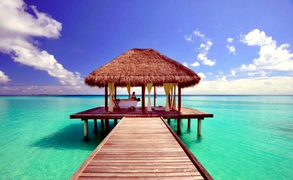 Luxurious Bungalows in the Maldives Luxurious Bungalows in the Maldives