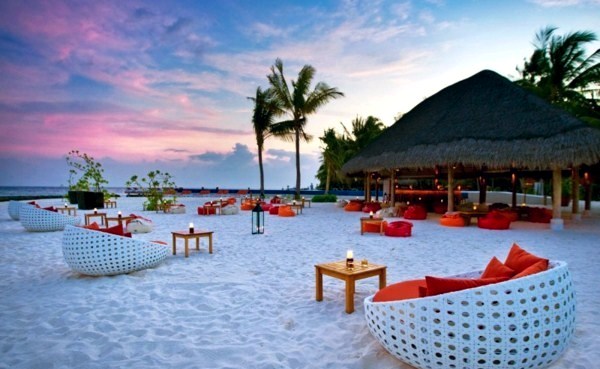 Luxurious Bungalows in the Maldives Luxurious Bungalows in the Maldives