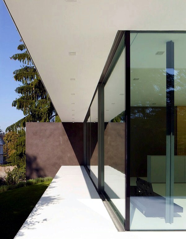 Modern detached house of the architect Werner Sobek Modern detached house of the architect Werner Sobek