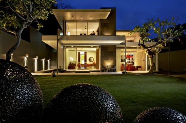 Hotels - Exotic private hotel in Indonesia by David Wahl and Melanie Hall Hotels - Exotic private hotel in Indonesia by David Wahl and Melanie Hall