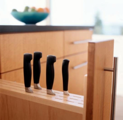 Knife Block for Kitchen Knives - Arrange your knife set with style on! Knife Block for Kitchen Knives - Arrange your knife set with style on!