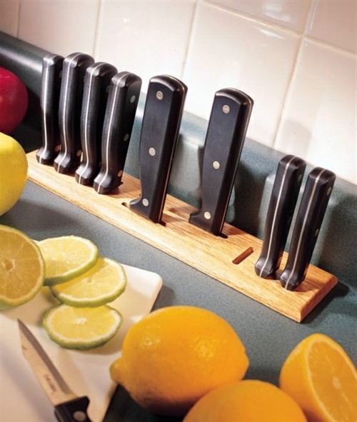 Knife Block for Kitchen Knives - Arrange your knife set with style on! Knife Block for Kitchen Knives - Arrange your knife set with style on!