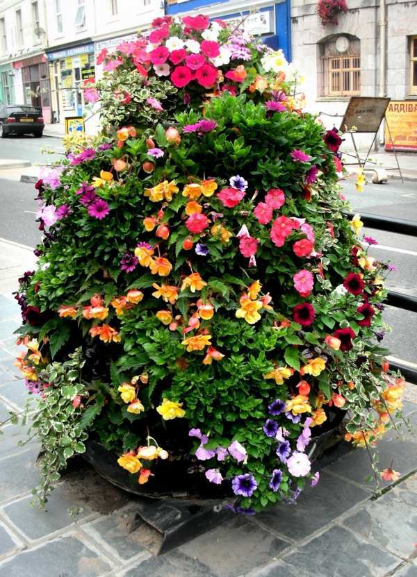 Gartengestaltung - Cool flower towers - the absolute flowery garden design Gartengestaltung - Cool flower towers - the absolute flowery garden design