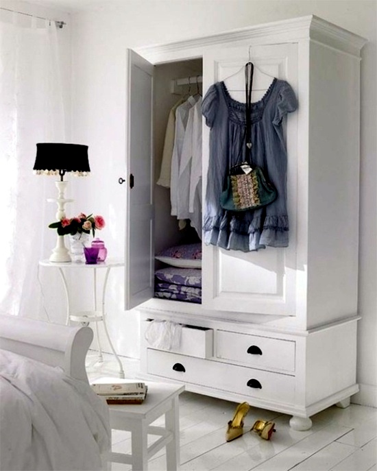 Sophisticated storage ideas in the bedroom